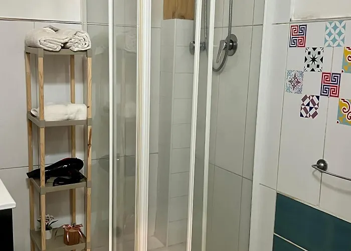 Giuly 1 Feriehus Catania